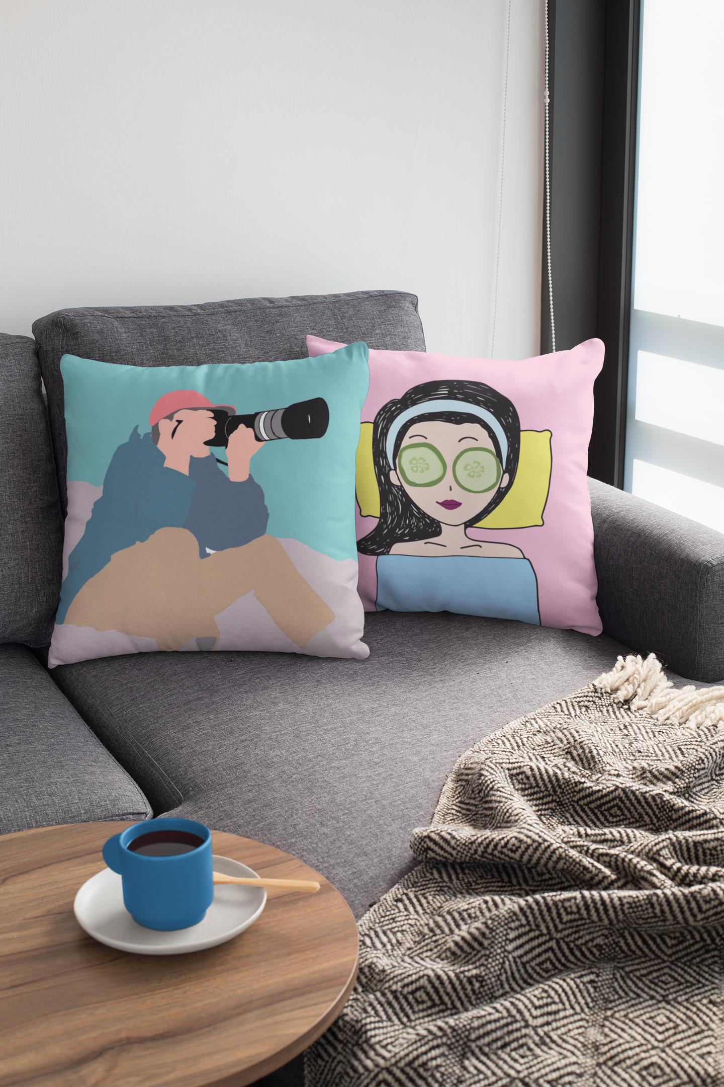 Set of 2 : Cucumber Lady & Photographer